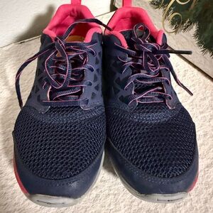 Reebox Women's Navy and Pink Athletic Shoes, 7